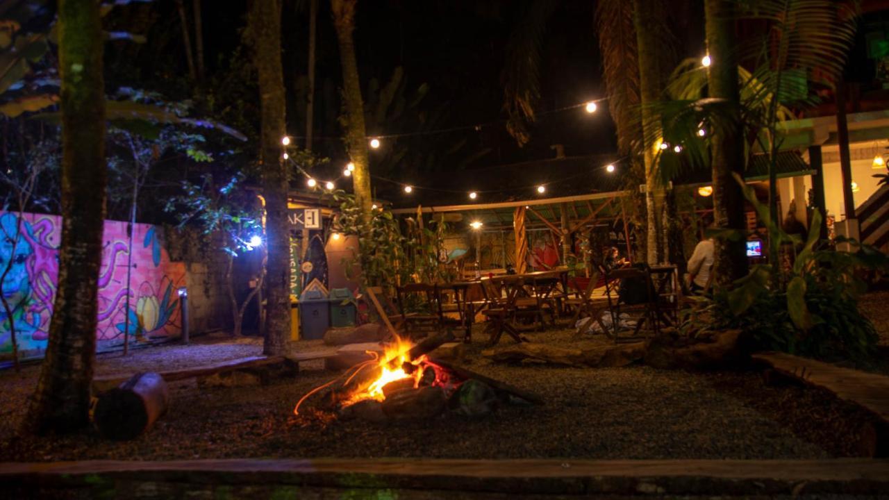 Hostel Marthi Itamambuca Ubatuba Esterno foto