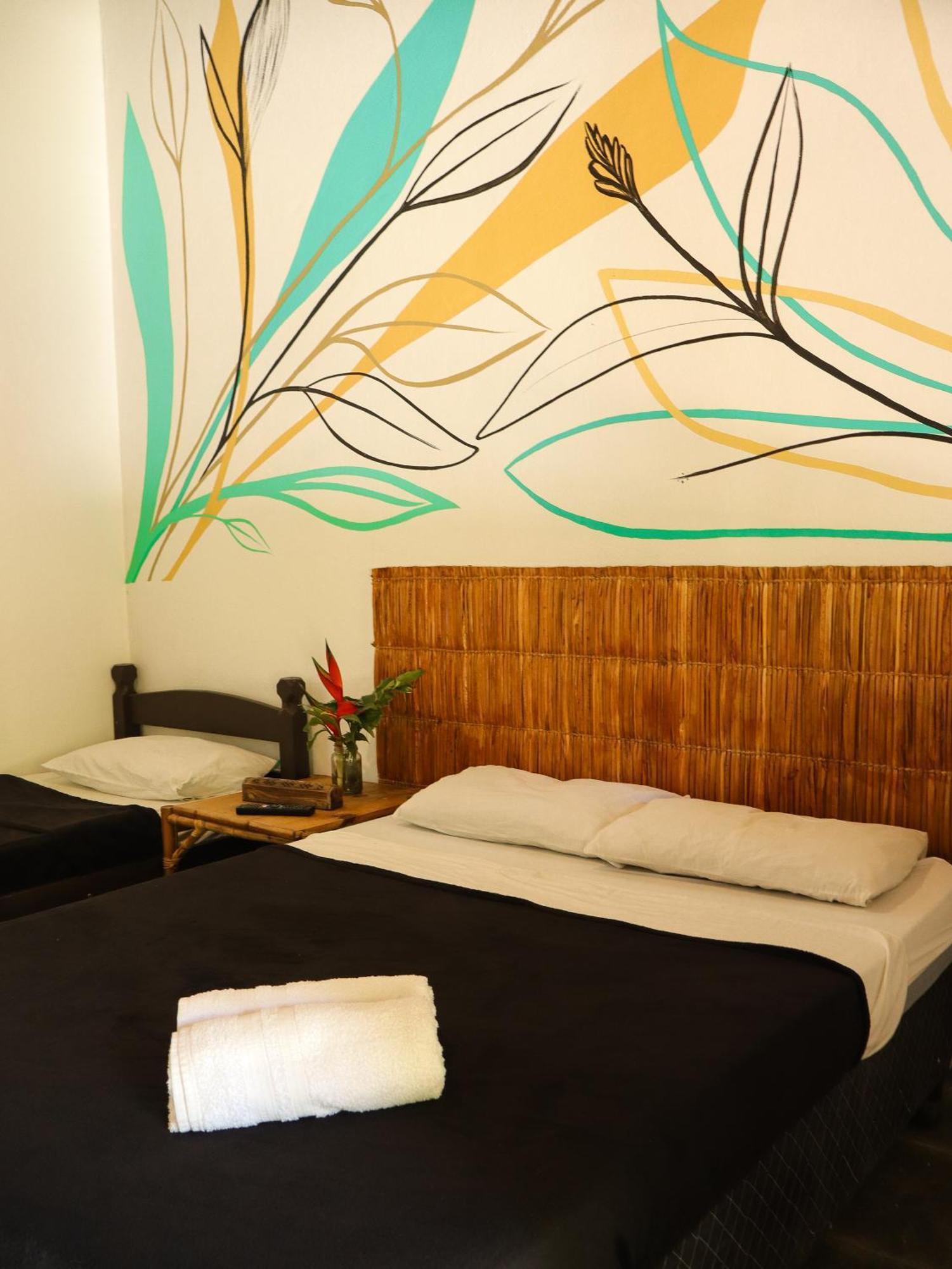 Hostel Marthi Itamambuca Ubatuba Esterno foto